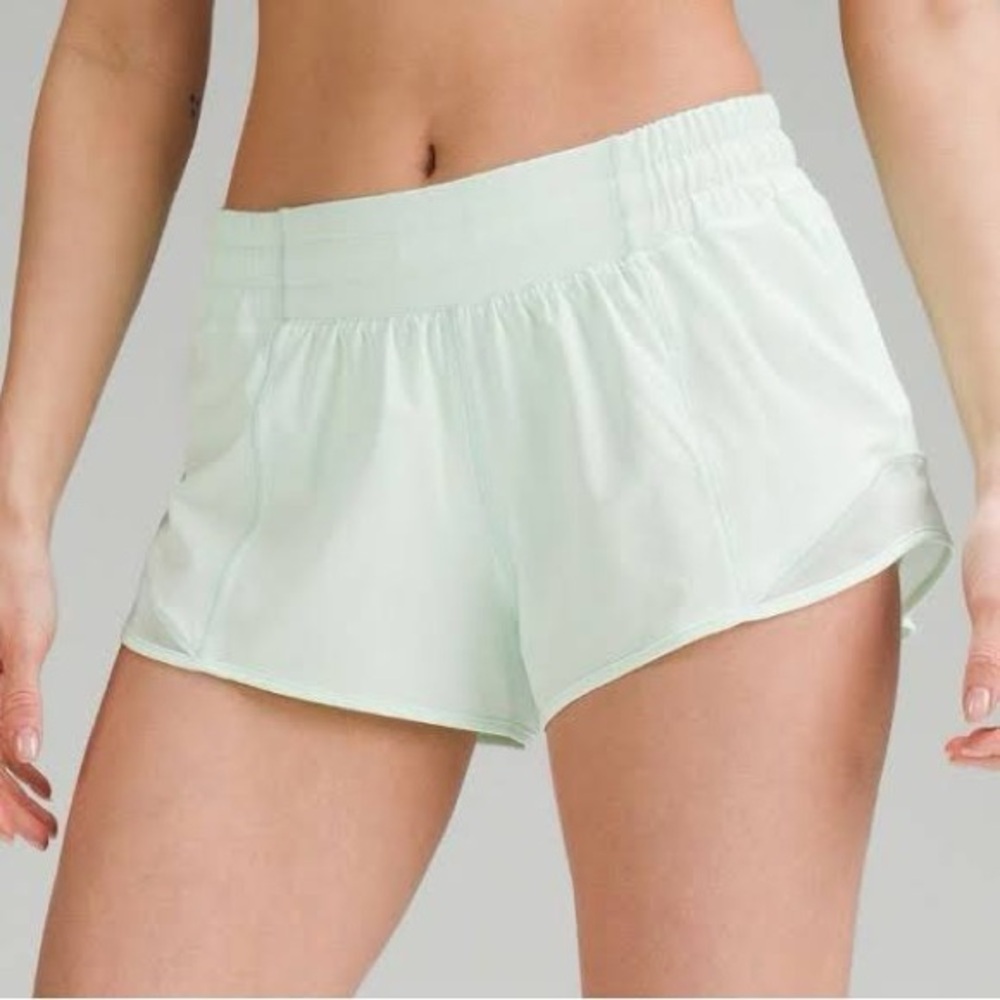 Lululemon Hotty Hot Women's Athletic Shorts Mint size 6